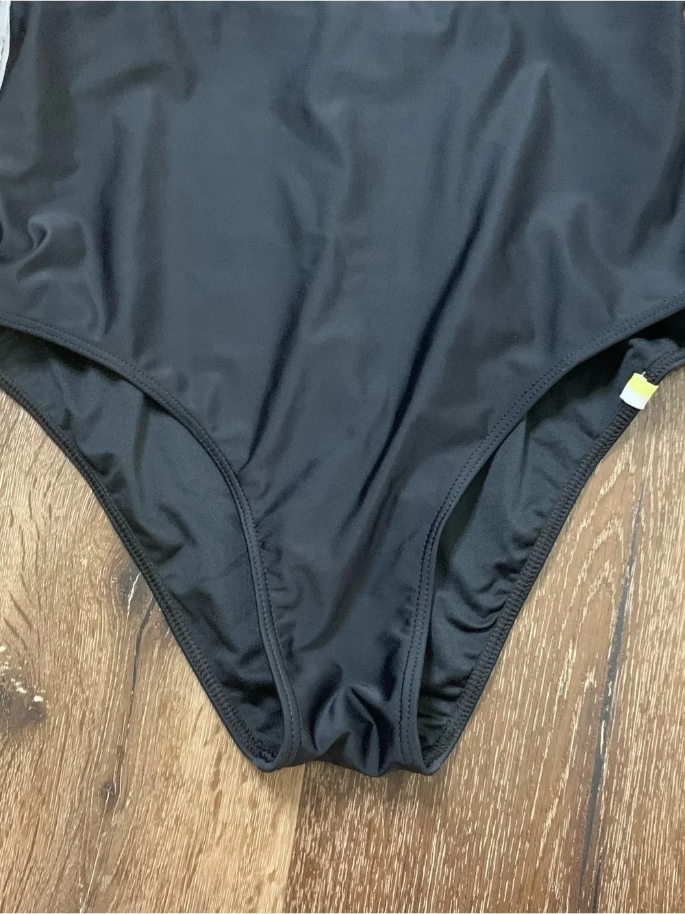 Summersalt Womens black the Ruffle backflip one piece swimsuit 10